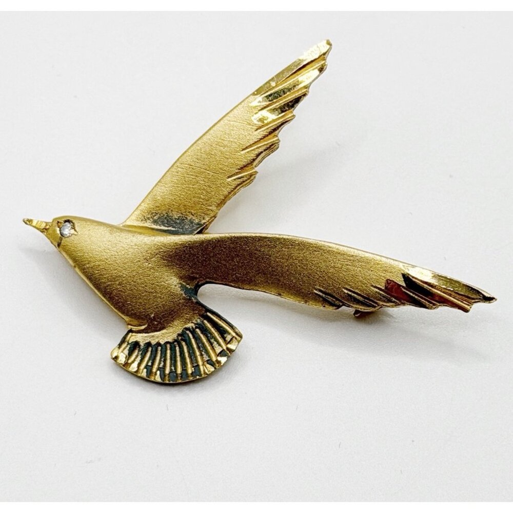 Gold Tone Diamond Cut Sea Gull Brooch Pin Marked Hamilton Fields 83